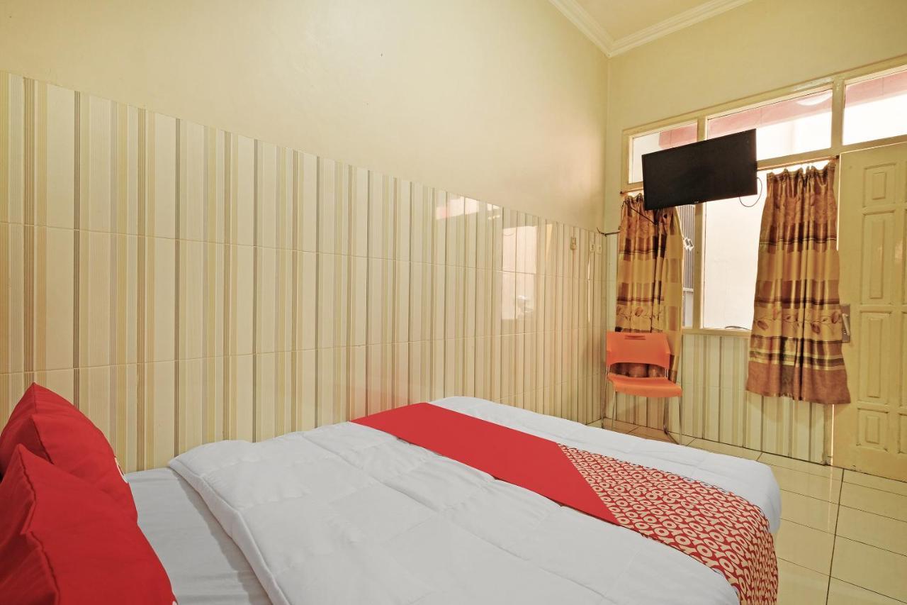 Oyo 91453 Hotel Srikandi Gejayan Maguwo Extérieur photo